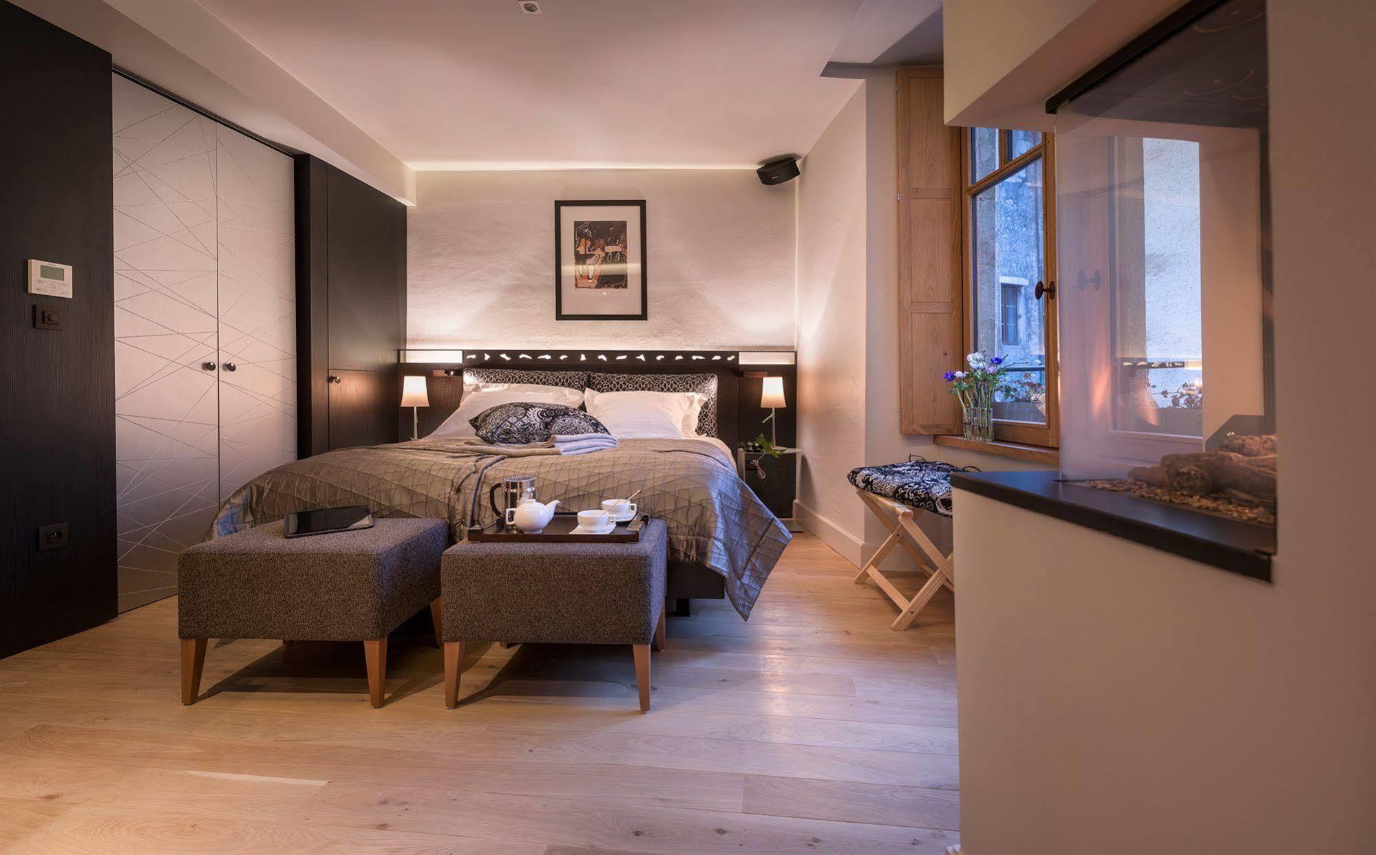 เล โลจ อันเนซี โอลด์ ซิตี โฮเต็ล Hotel อานซี ภายนอก รูปภาพ